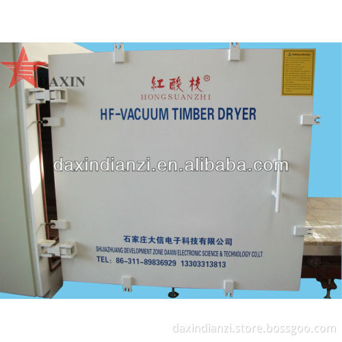 Electronic microwave oven with low power and high capacity